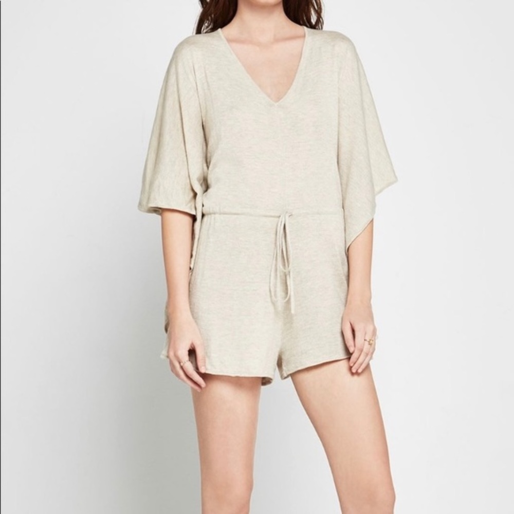 NWTBCBGeneration Bat Wing Romper $98 NEW - Picture 2 of 4